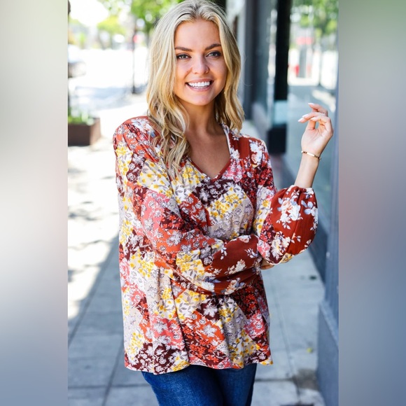 HAPTICS FLORAL PATCHWORK VNECK NWT - Picture 5 of 6